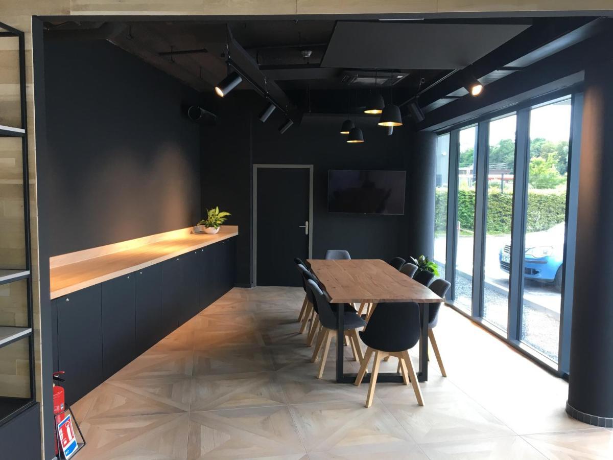 Ibis Styles Valenciennes Foret 3* Petite Forêt